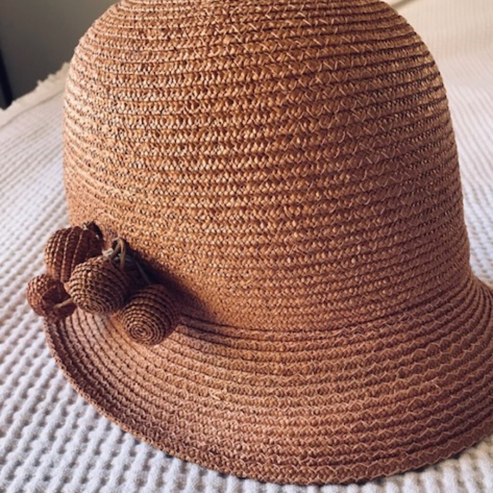 Vintage 1930s Italian Staw Cloche
